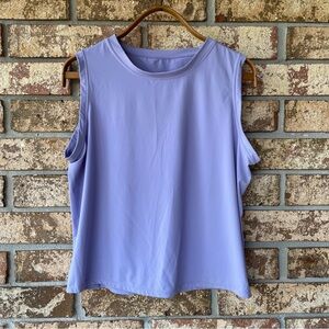 Athletic Wear Crop Top Size Large Mystery Logo Polyamide Spandex Blend So Soft!